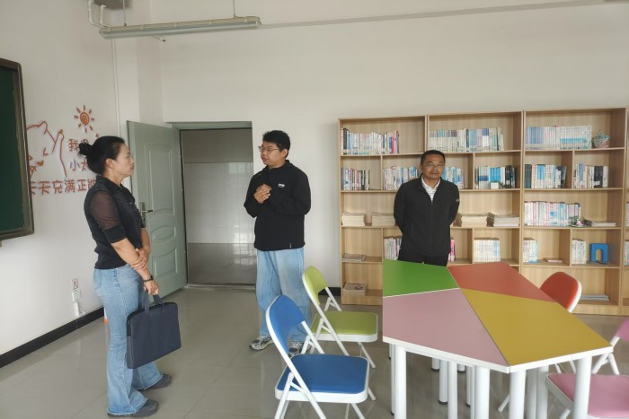 永德县人大常委会开展青少年心理健康工作情况调研